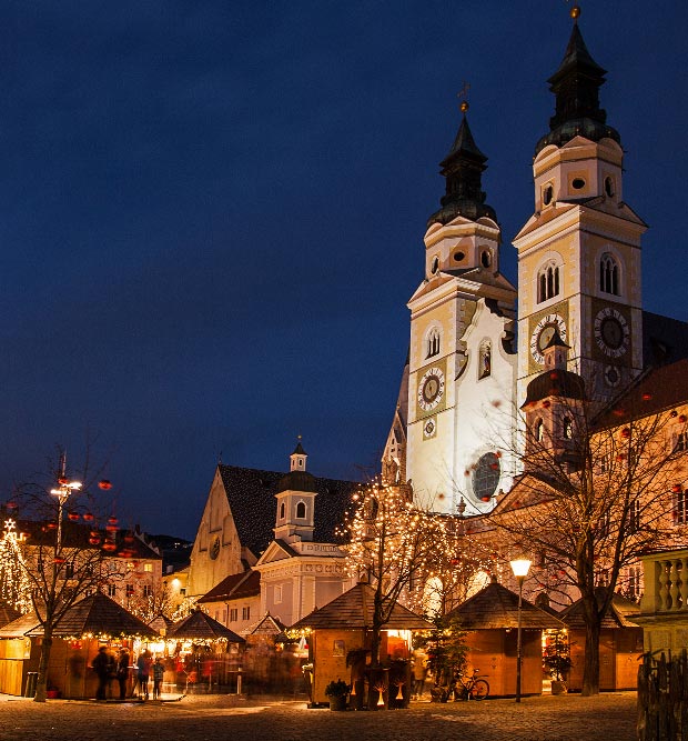 weihnachtsmarkt-brixen-meractino-di-natale-bressanone-christmas-market-south-tyrol